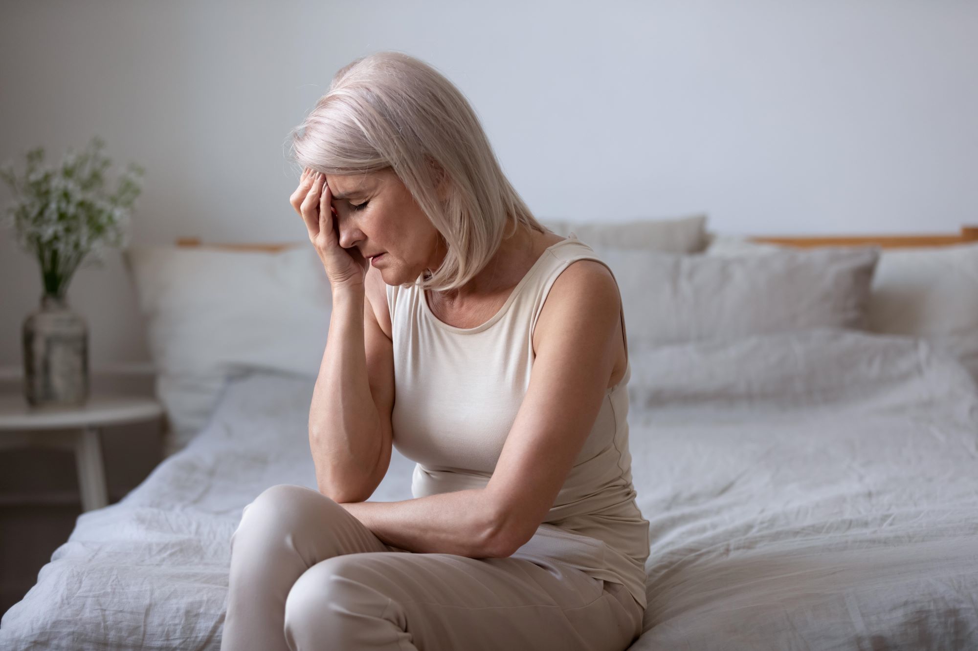 Menopausa e climatério - Dra. Alyne Neves Cintra